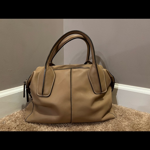 Tod's Convertible D-Styling Bauletto Bag Leather Medium - Picture 2 of 13